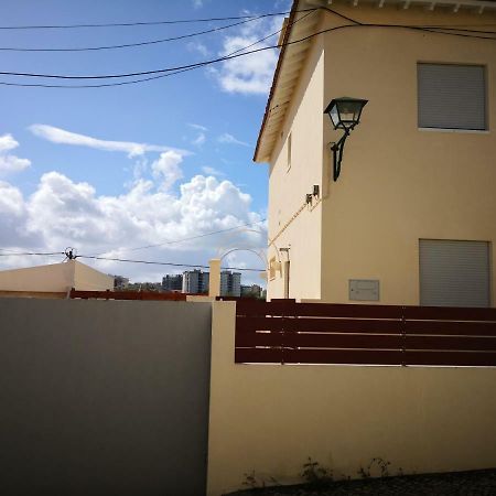 Hotel Be My Neighbour Lisbona Esterno foto